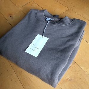 Women’s Sweatshirt